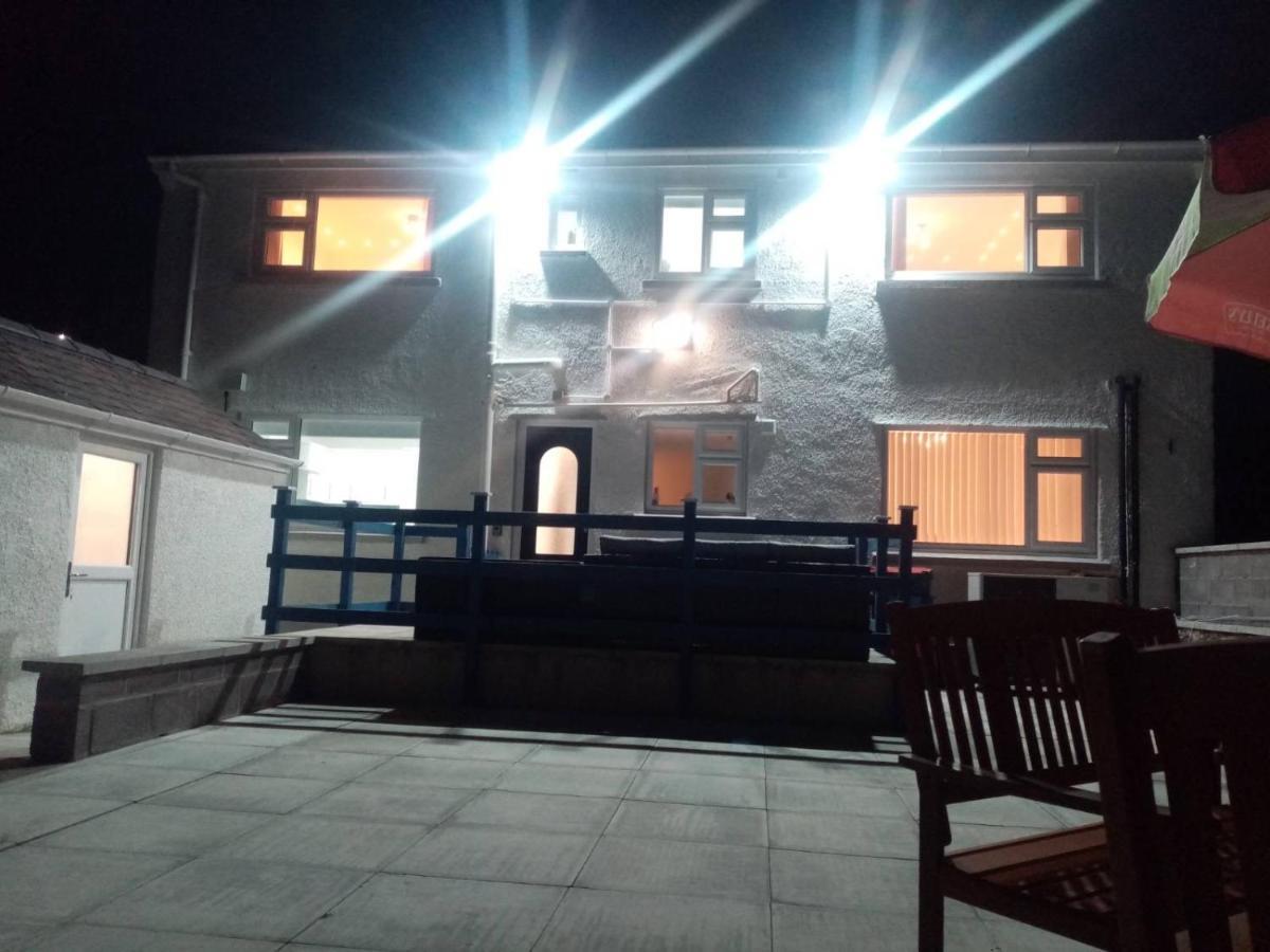 Anglesey By The Sea Holiday home *